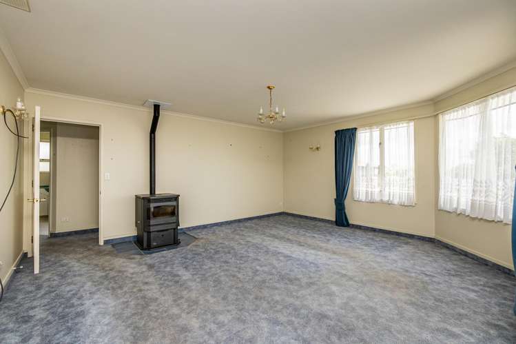 6 Alpine Close Marchwiel_17