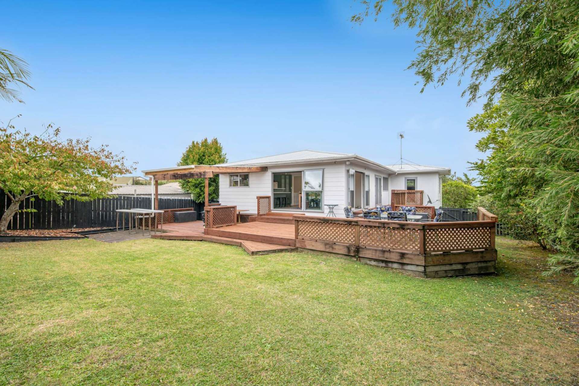 19 Bay Vista Drive Red Beach_0