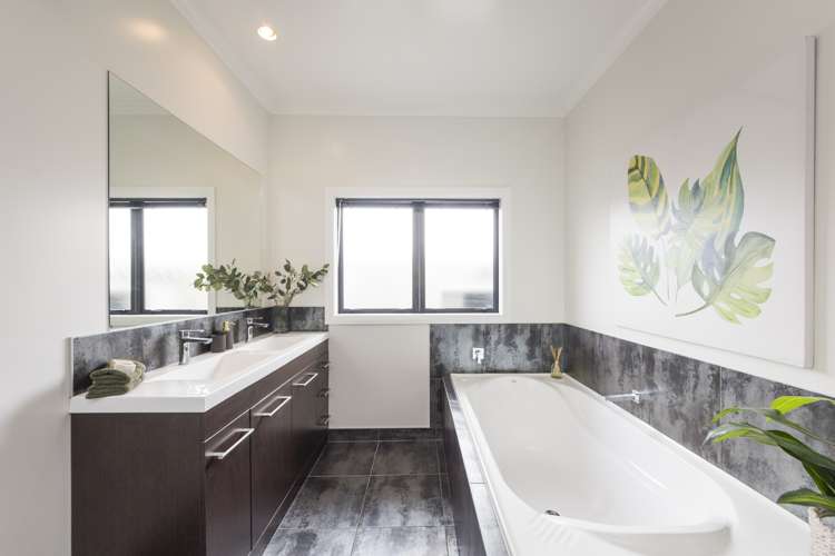 6 Manhattan Court Kelvin Grove_15