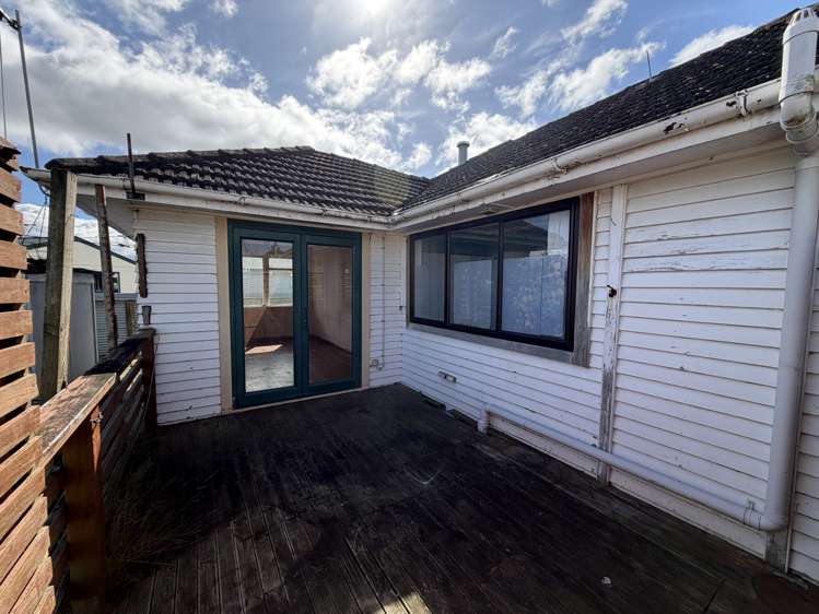 16 Robertshawe Crescent Dannevirke_19