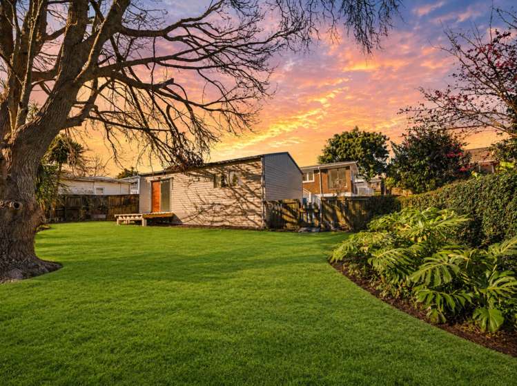 19 Sherwood Avenue Te Atatu South_21