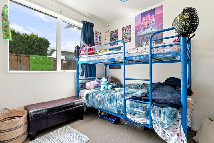 57 Chorley Avenue Massey_23