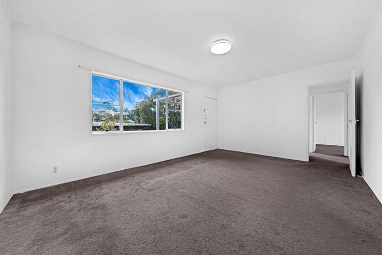 2/94 Chivalry Road Glenfield_10