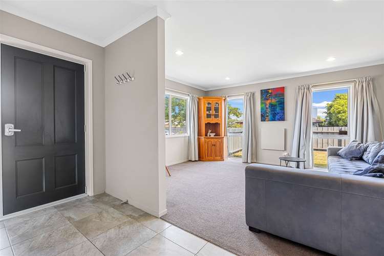 24 Farnborough Street Aranui_5