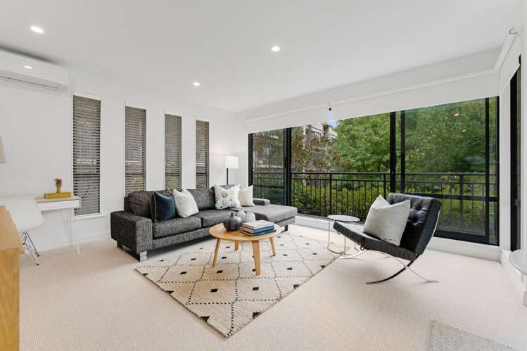 1B/5 Furneaux Way Remuera_3