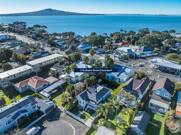 2 Grahame Street Devonport_24