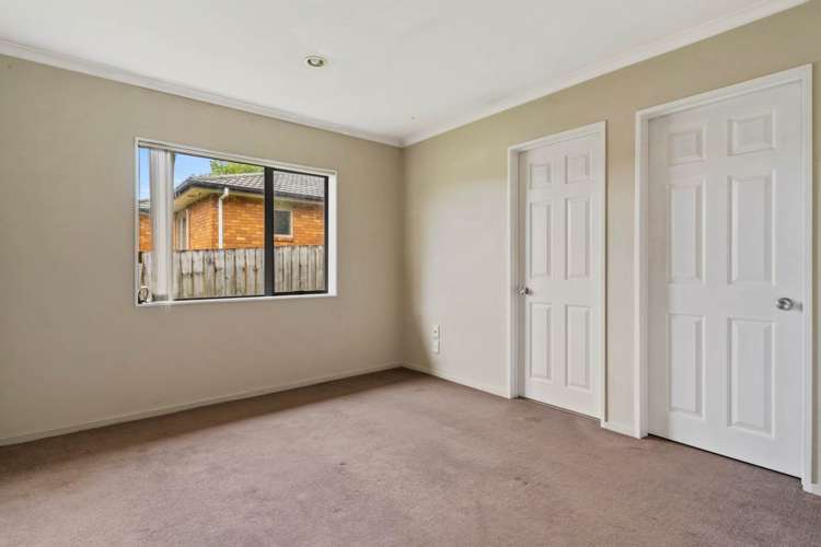 6 Exotic Place Massey_6