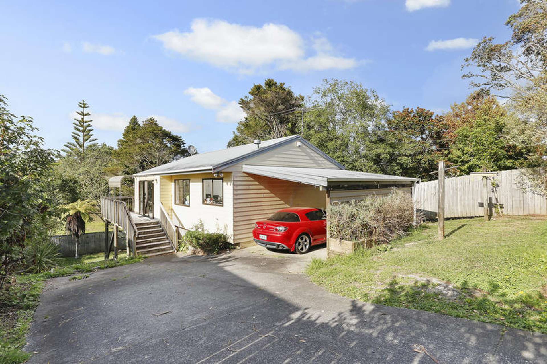 2/14 Norman Road Titirangi_0