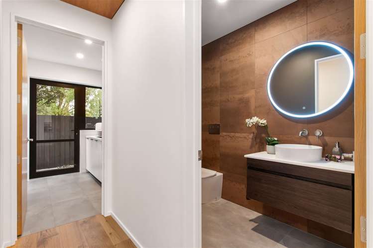 20a Wroxton Terrace Merivale_18