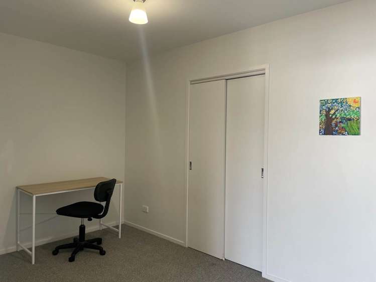 202/10 Flower Street Eden Terrace_6