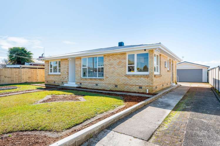 8 Dalesford Street Silverdale_22