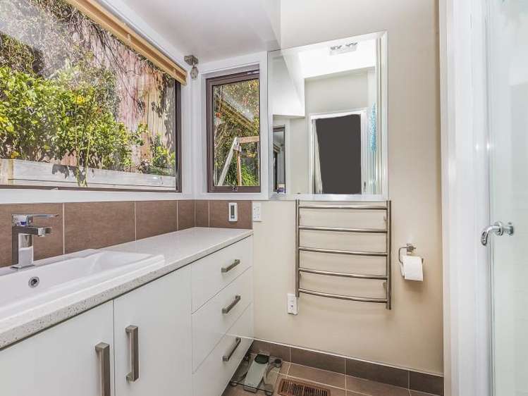 25 Plymouth Street Karori_22