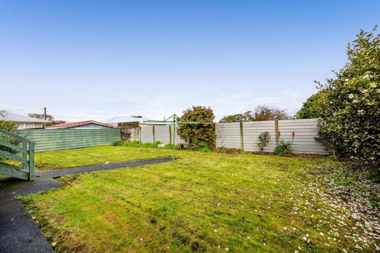 1 Charles Major Place Hawera_9
