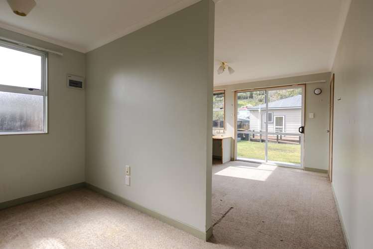 6 Blackmore Street Greymouth_23