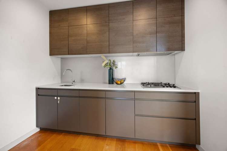 7 Eastreef Court Long Bay_19