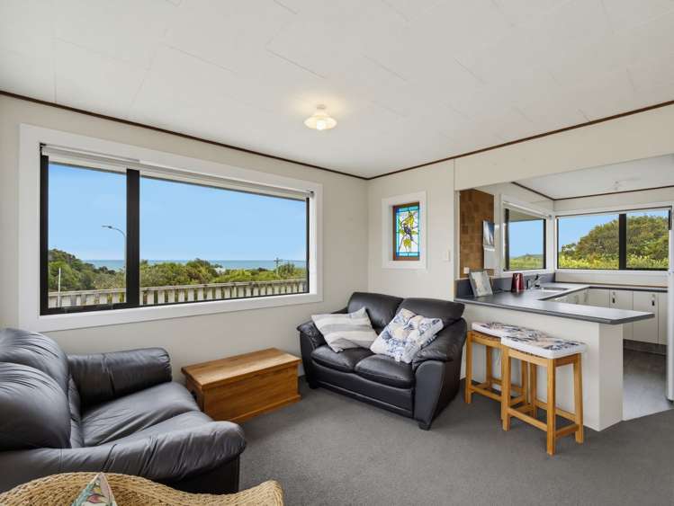 25 & 27 Totara Street Kaka Point_17