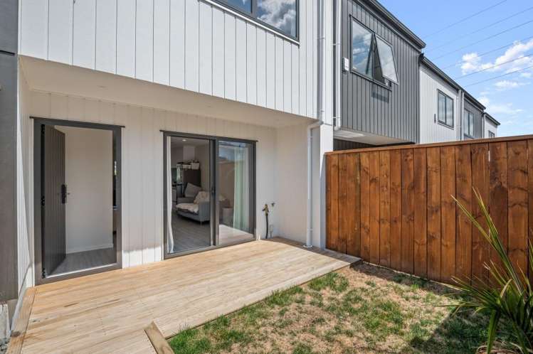 111 Trias Road Totara Vale_11