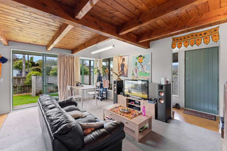 2 Enereta Road Otaki_3