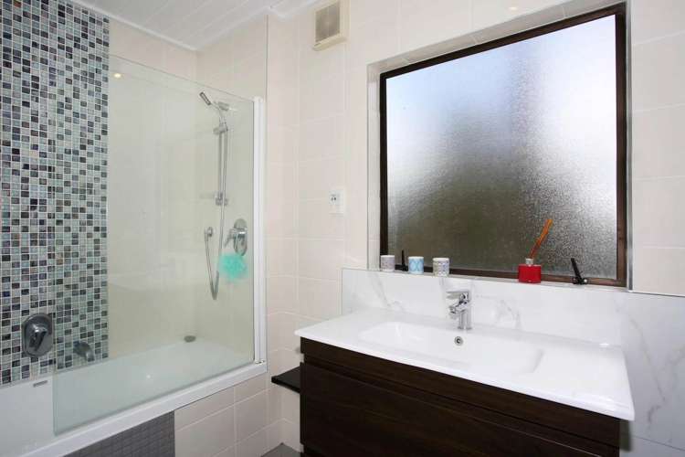 249 Cossey Road Drury_10