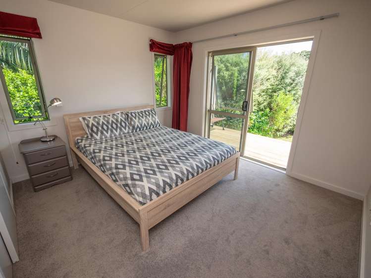 16 Pohutukawa Drive Coopers Beach_14