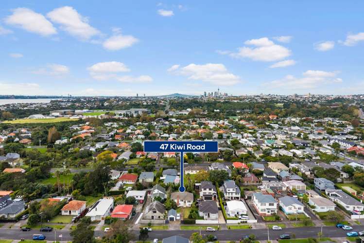 47 Kiwi Road Pt Chevalier_15