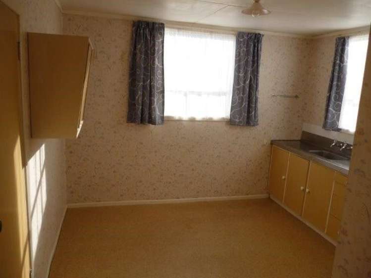 49 Argyle Street Hawera_8