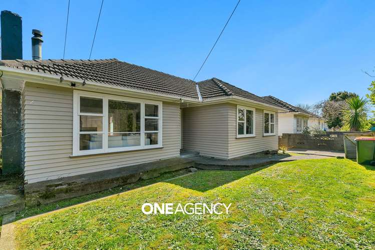 90 Wood Street Wainuiomata_3