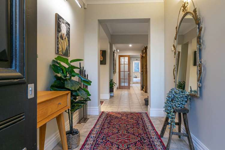 44 Isobel Road Greenhithe_6