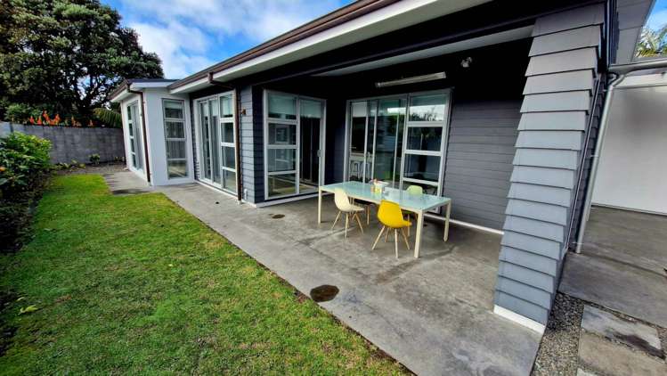 8 Marie Avenue Red Beach_15