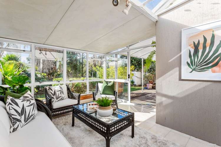 2/41 Byron Avenue Takapuna_5