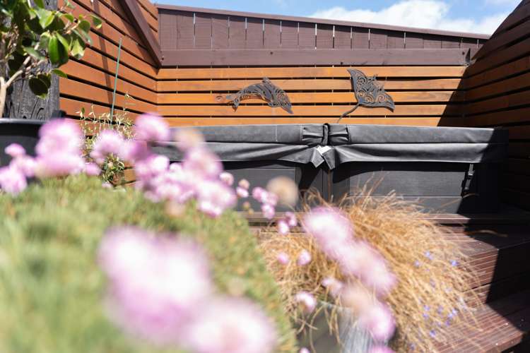 15 Kentwood Drive Woodridge_24