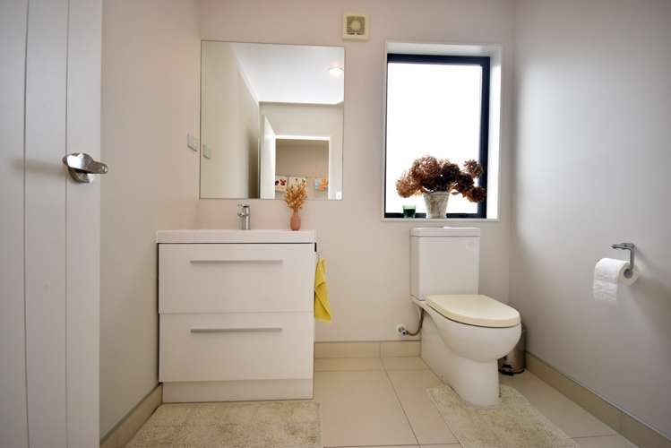 9 Buccaneer Court Gulf Harbour_13