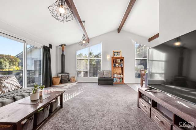 34 Sunshine Crescent Kelson_3