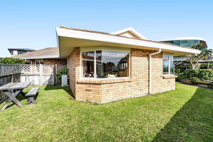 3 Kawaroa Lane New Plymouth_22