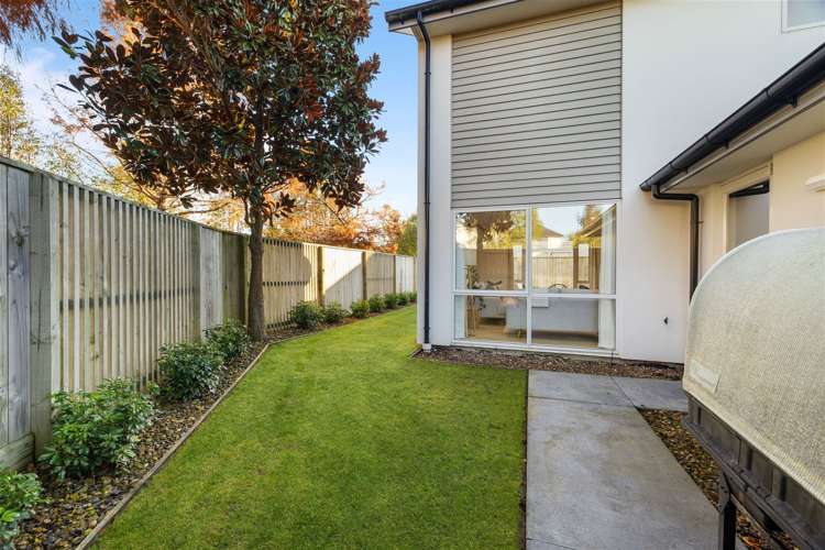 6 The Gate Yaldhurst_15