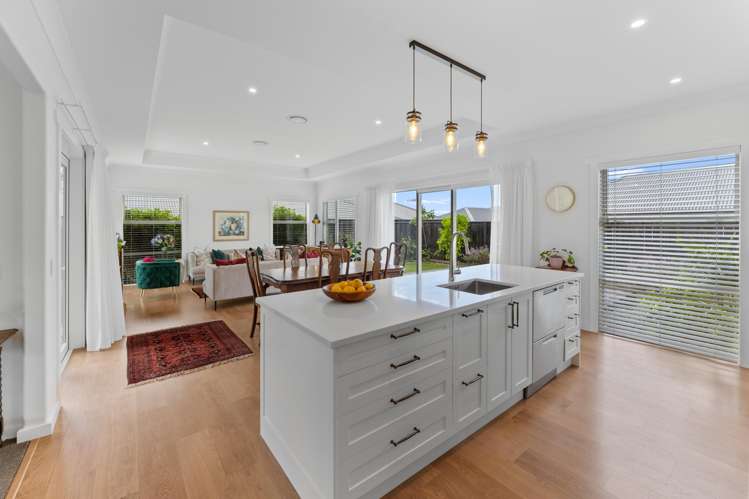 53 Cupola Crescent Richmond_4