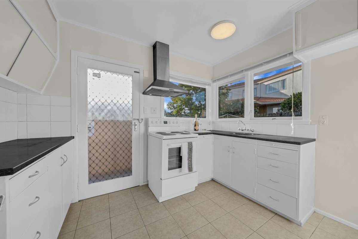 2/1 Chevis Place_5