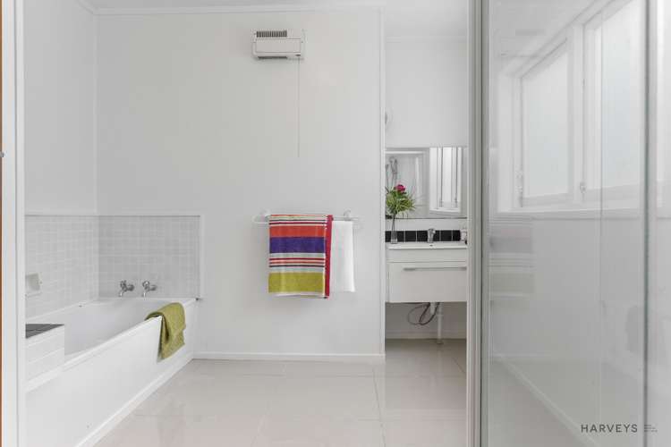 201 Godley Road Titirangi_22