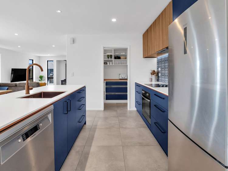 98 Sunline Avenue Lincoln_4