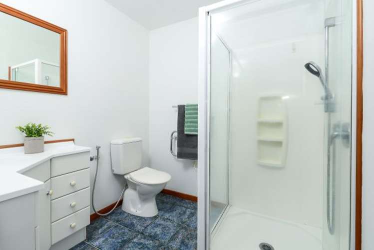 22 Friesian Place Grandview Heights_13