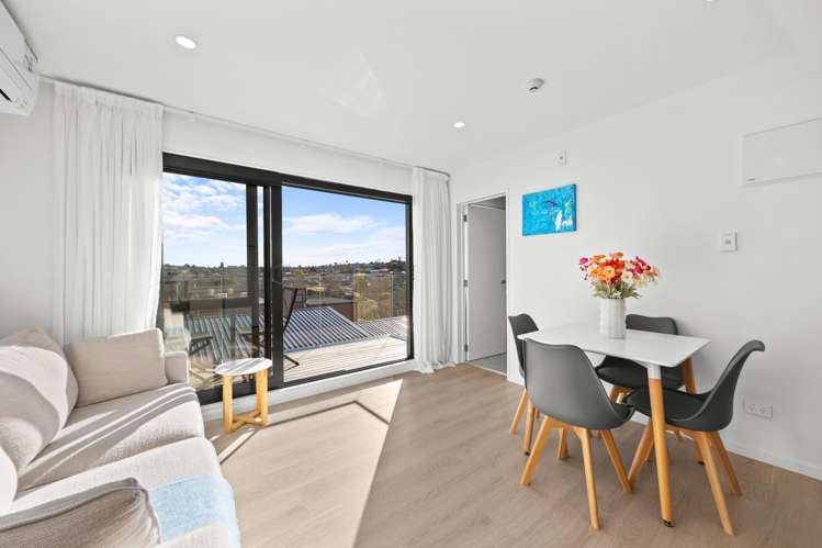 10/53 Drake Street Howick_8