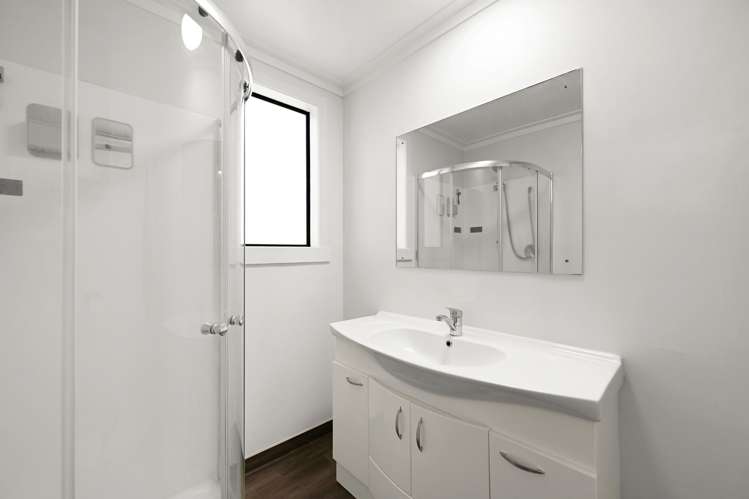 19 Pinfold Avenue Hamilton East_7