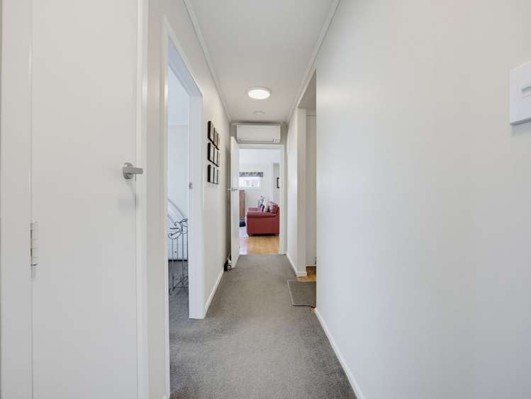 1 Silverbirch Grove Churton Park_20