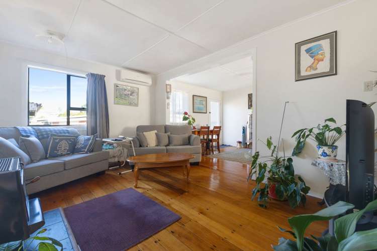 27 Roys Road Weymouth_4