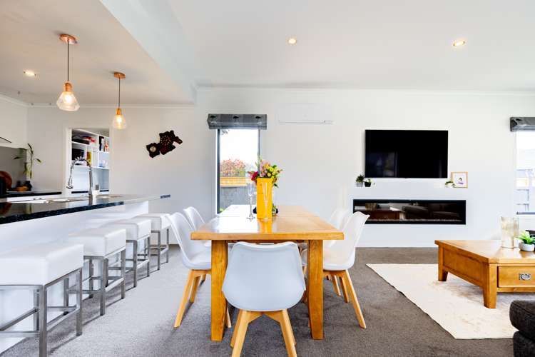 35 Plescher Crescent Leamington_14