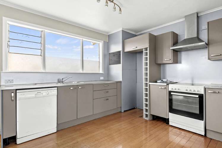 2/179A Birkdale Road Birkdale_6