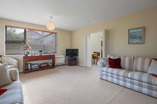 2/4 Gatonby Place Avonhead_2