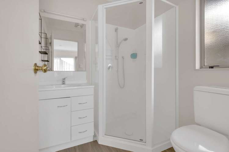 18/285 Vaughan Road Owhata_13