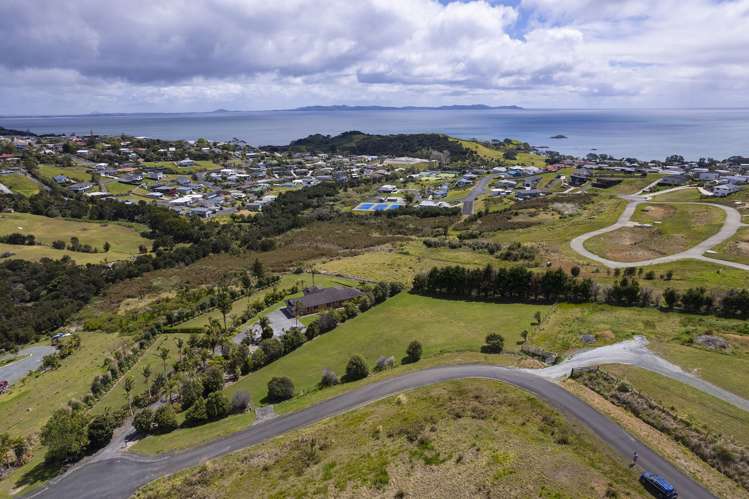 27 Pekama Drive Cable Bay_20