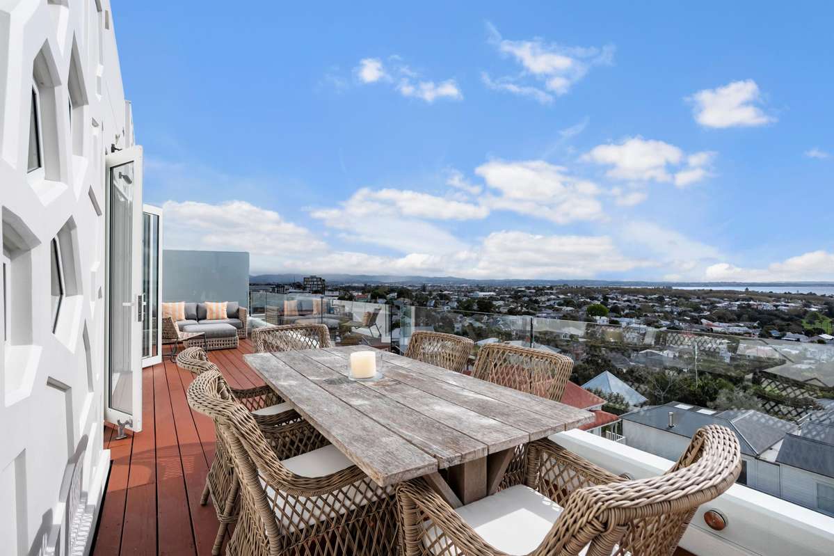 304/2 Ariki Street_0